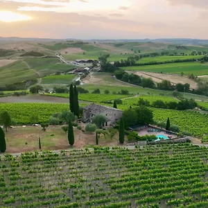 agriturismo-podere-la-casa-montalcino.it-tuscanyhotel.com/