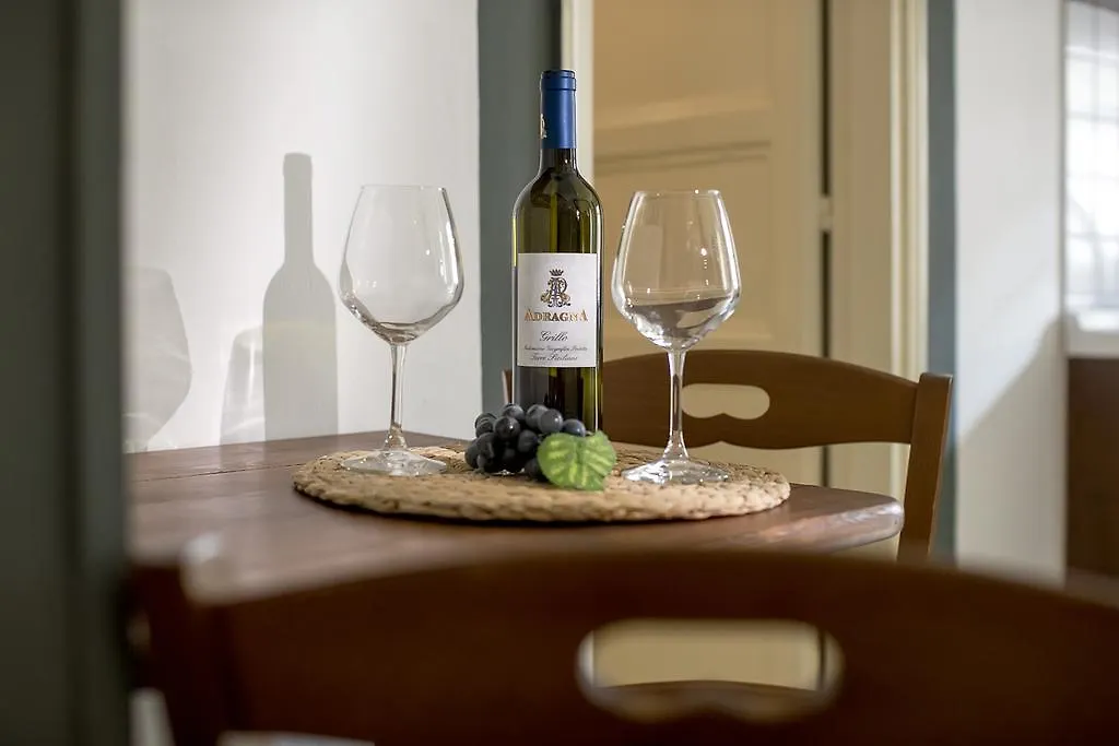 Ai Lumi Bed & Breakfast Trapani