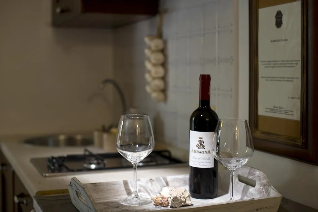 Bed and Breakfast Ai Lumi Trapani 3*,